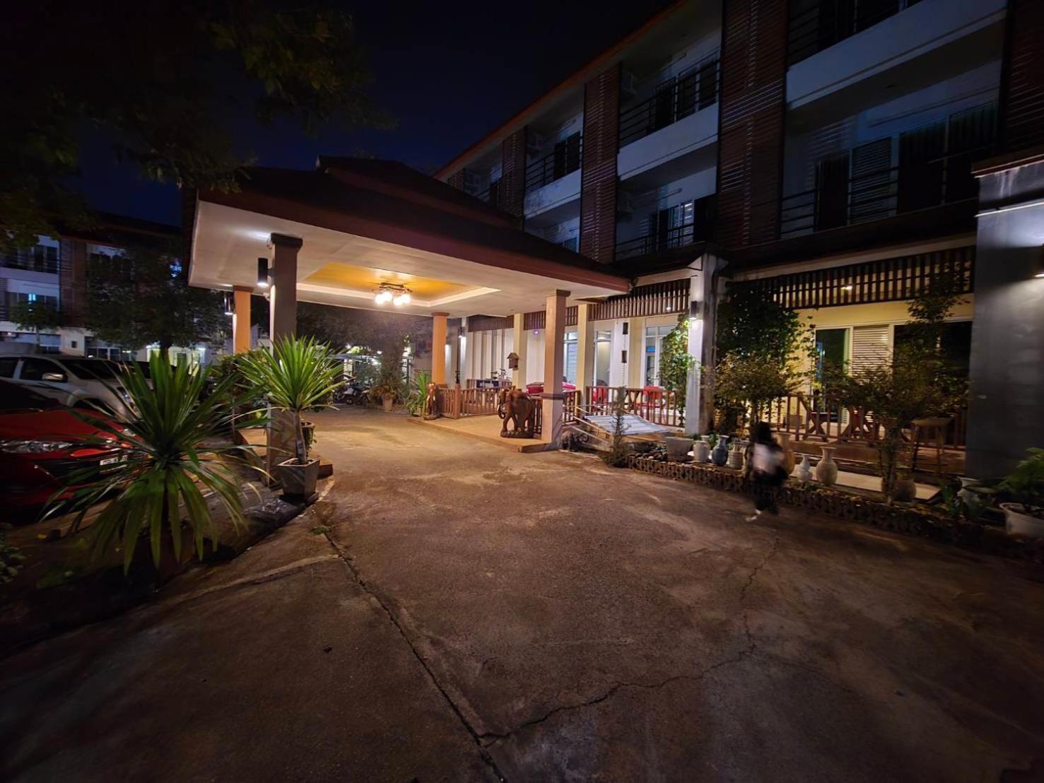 Jb Mansion Hotel Chiang Rai Exterior photo